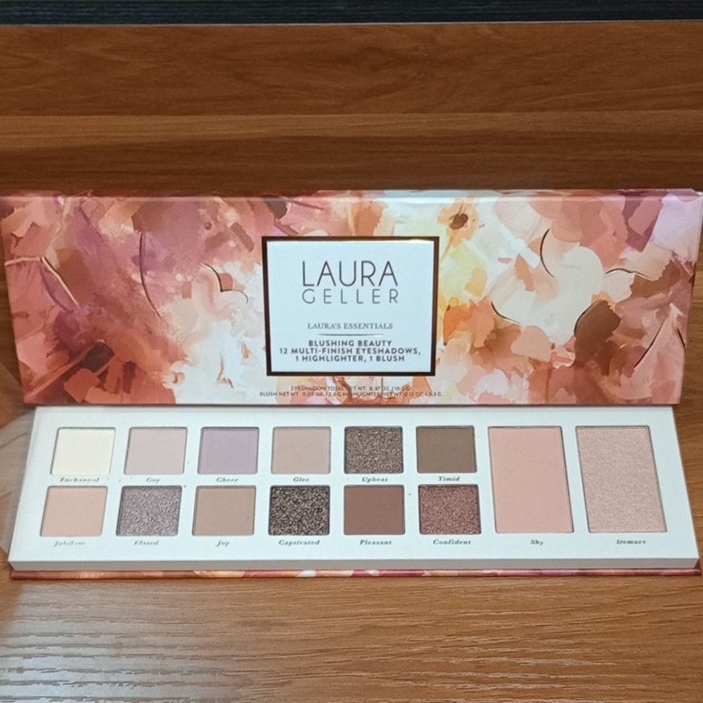Laura Geller Blushing Beauty - NIB